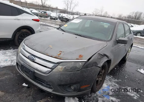 2010 Ford Fusion Se из США, поврежденный, VIN 3FAHP0HA4AR118314